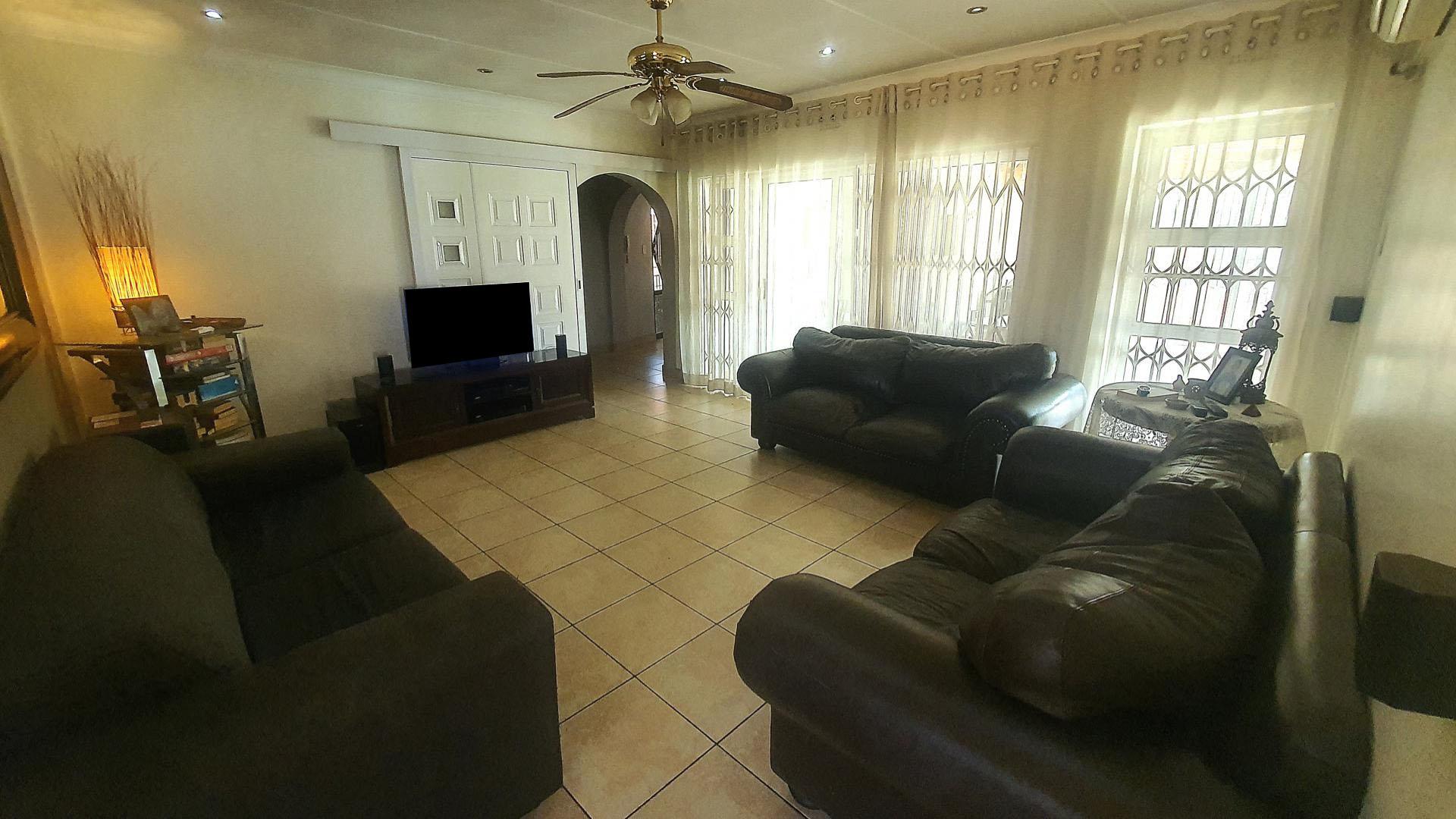 Lounges of property in Verwoerdpark