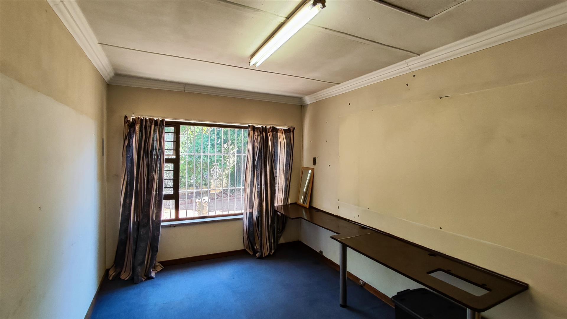 Bed Room 2 - 13 square meters of property in Verwoerdpark