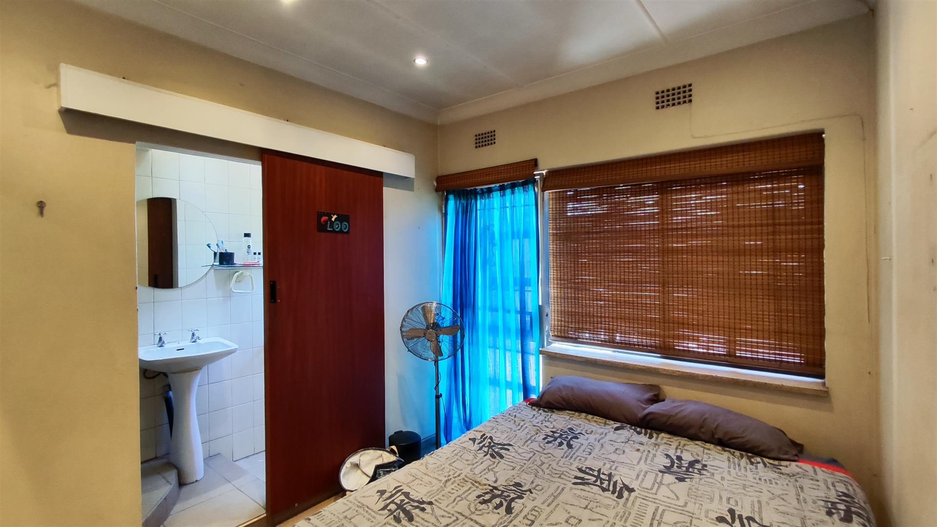 Bed Room 3 - 8 square meters of property in Verwoerdpark