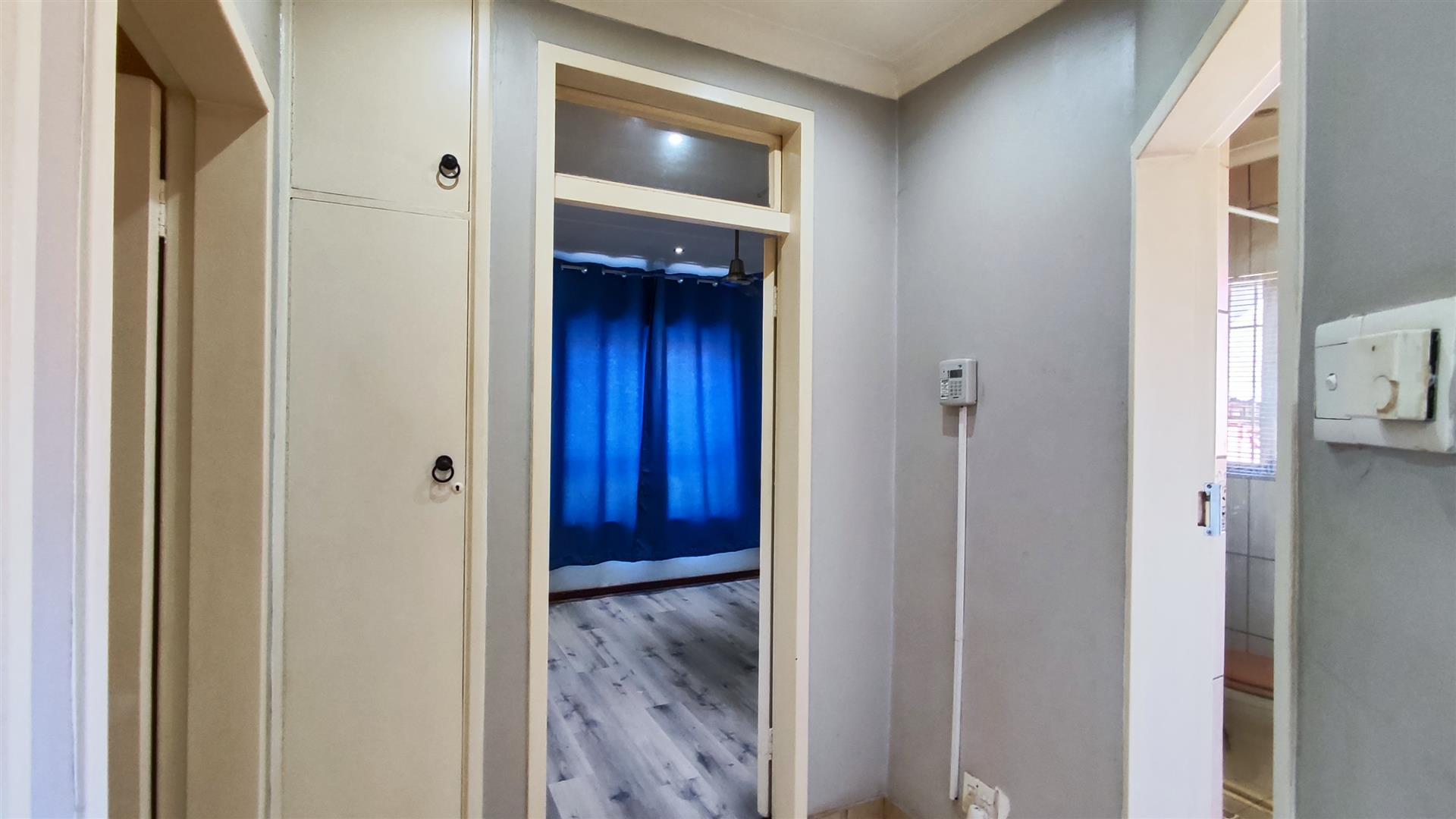 Spaces - 18 square meters of property in Verwoerdpark