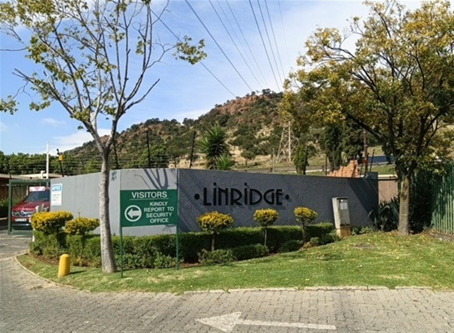 Front View of property in Meyersdal