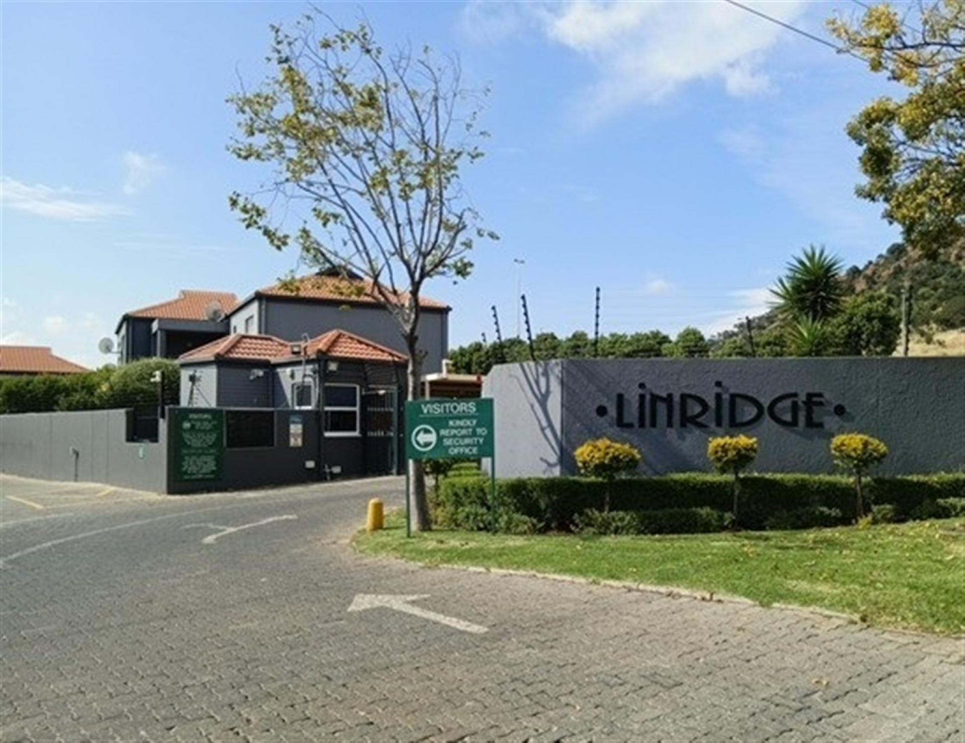 Front View of property in Meyersdal