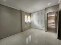  of property in Kloof 