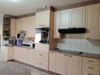  of property in Brackenhurst