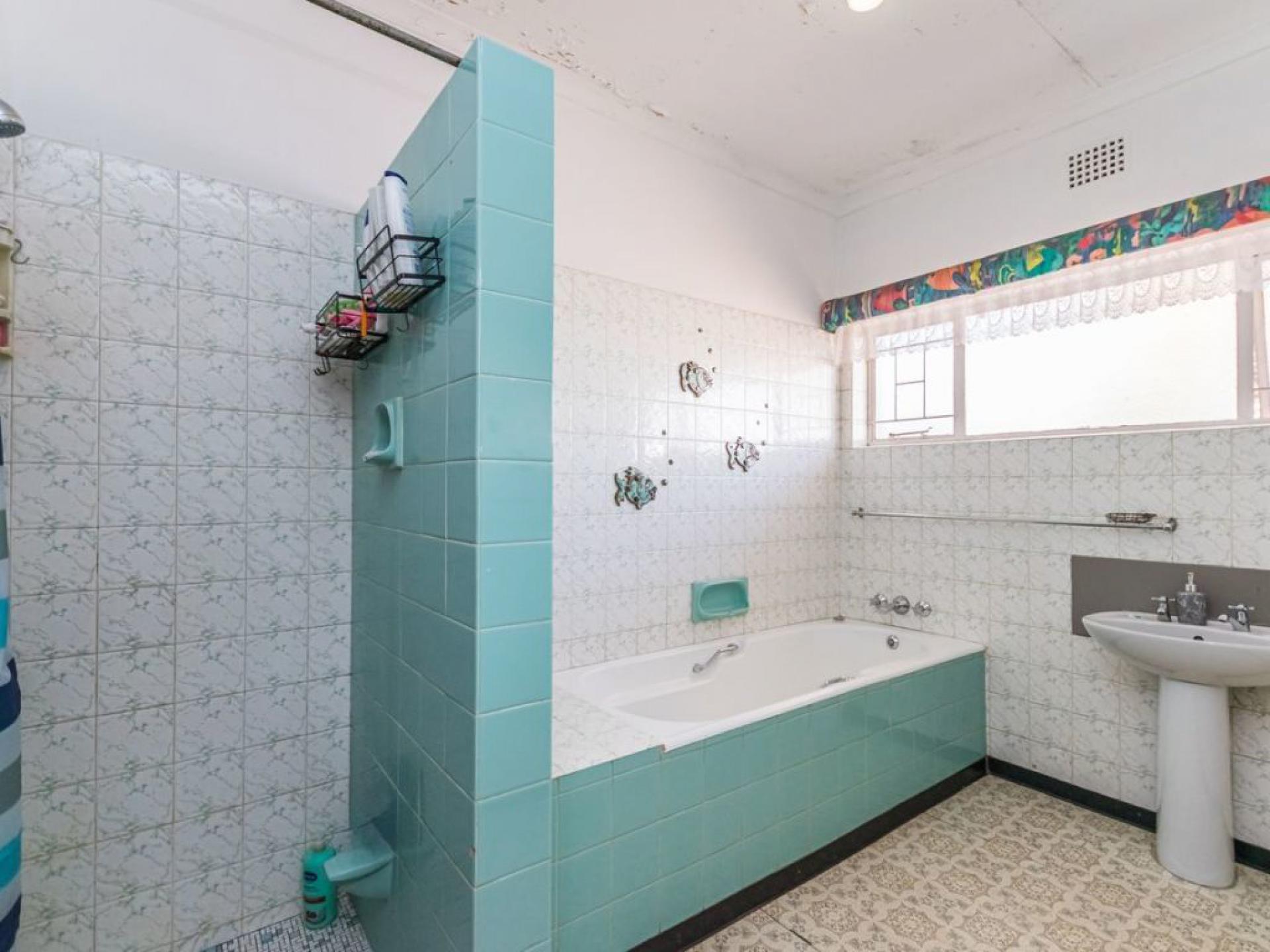  of property in Lyttelton Manor