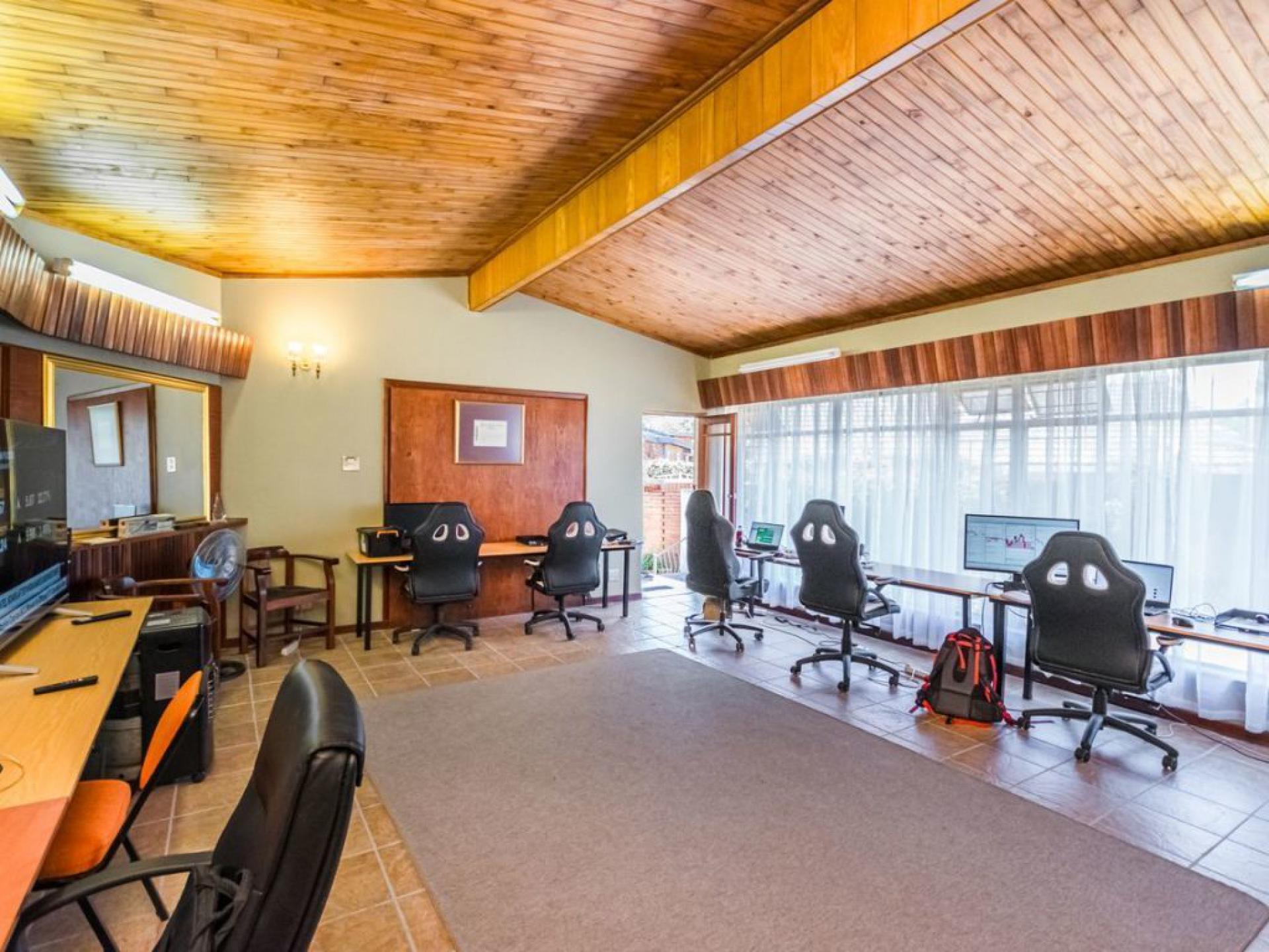  of property in Lyttelton Manor