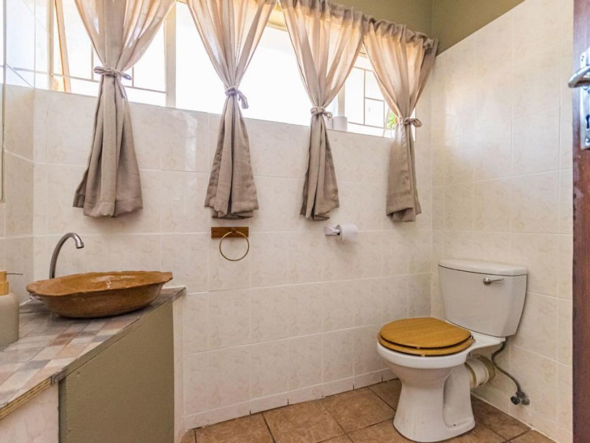  of property in Lyttelton Manor