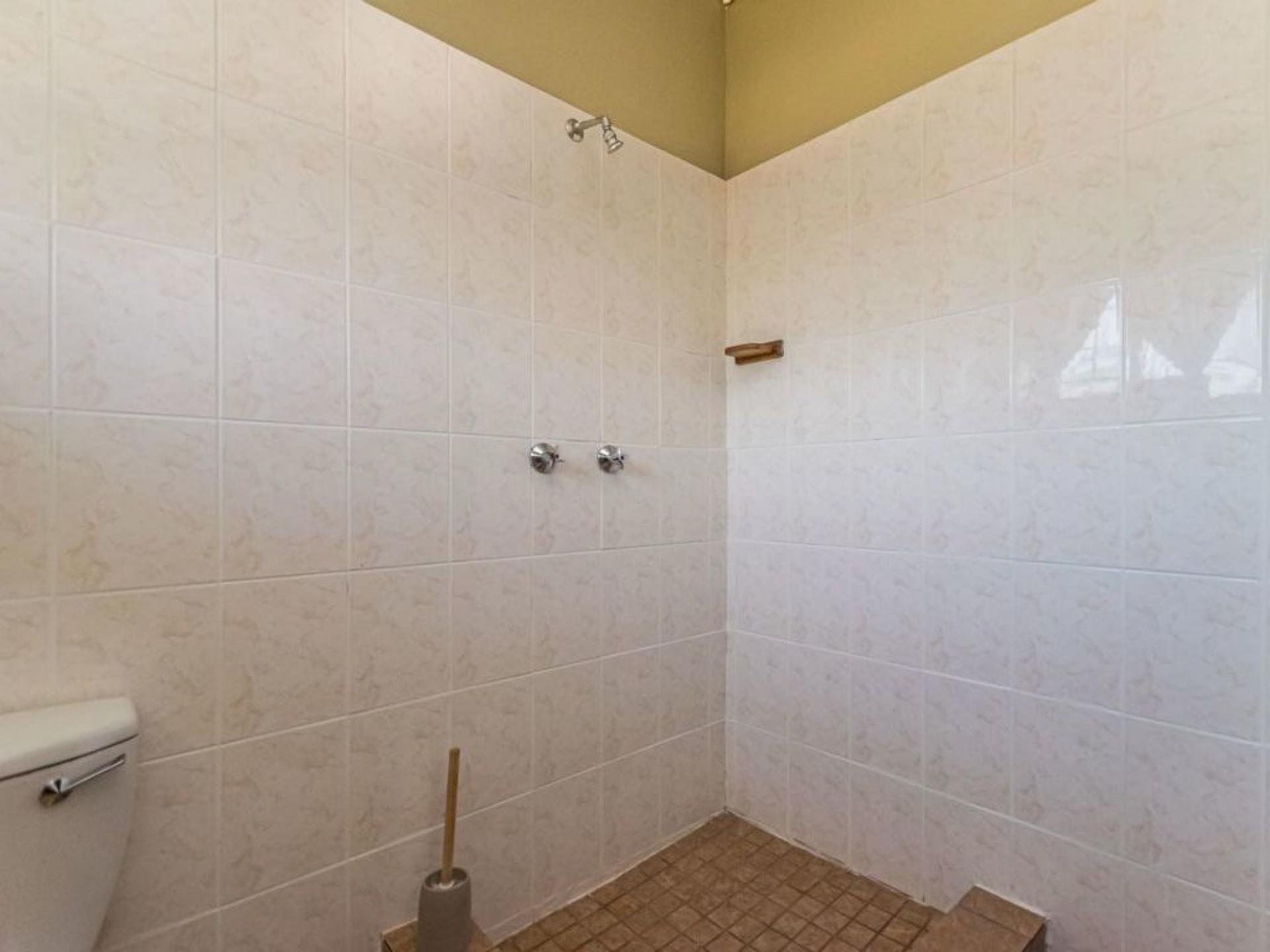  of property in Lyttelton Manor