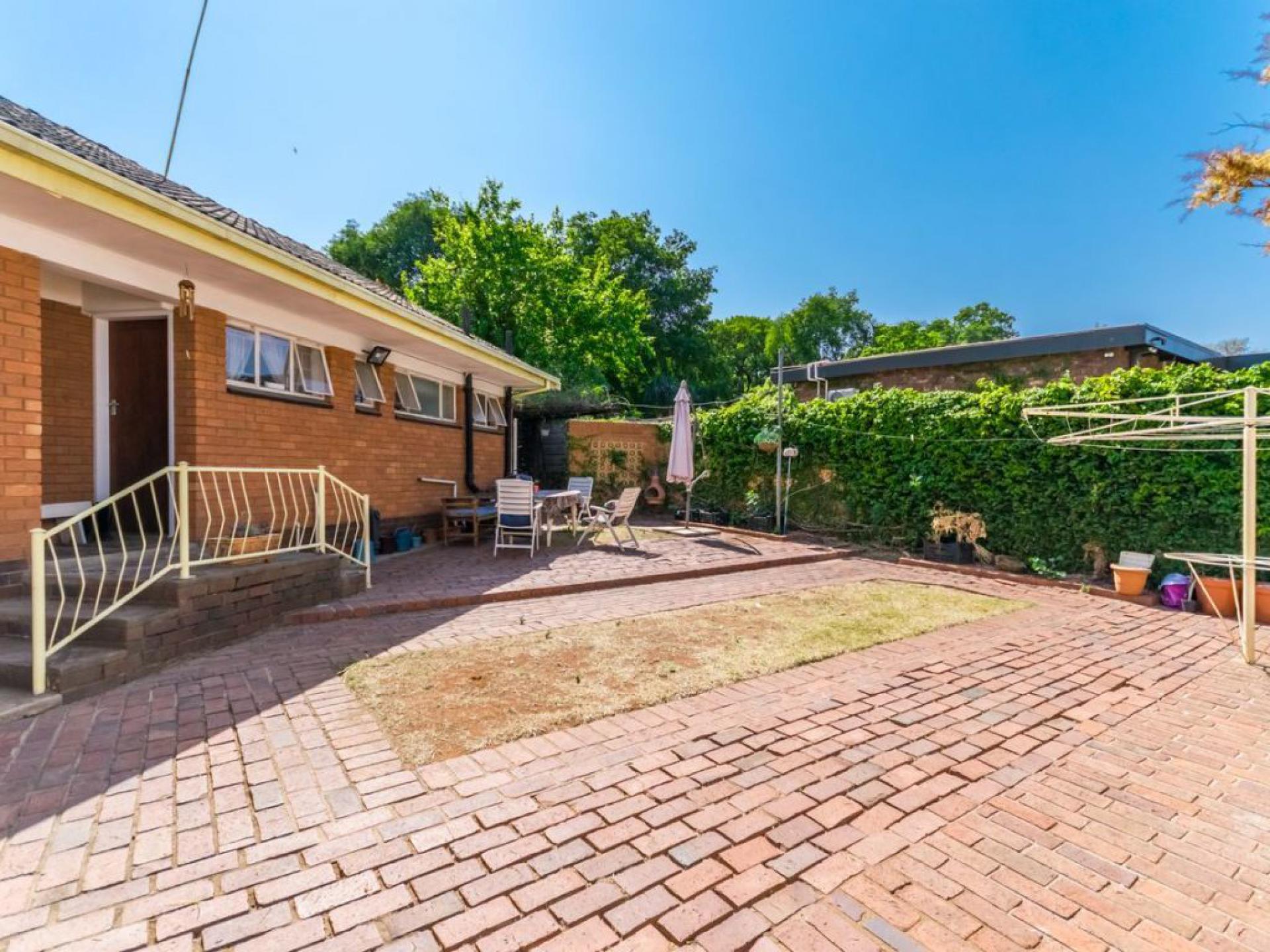  of property in Lyttelton Manor