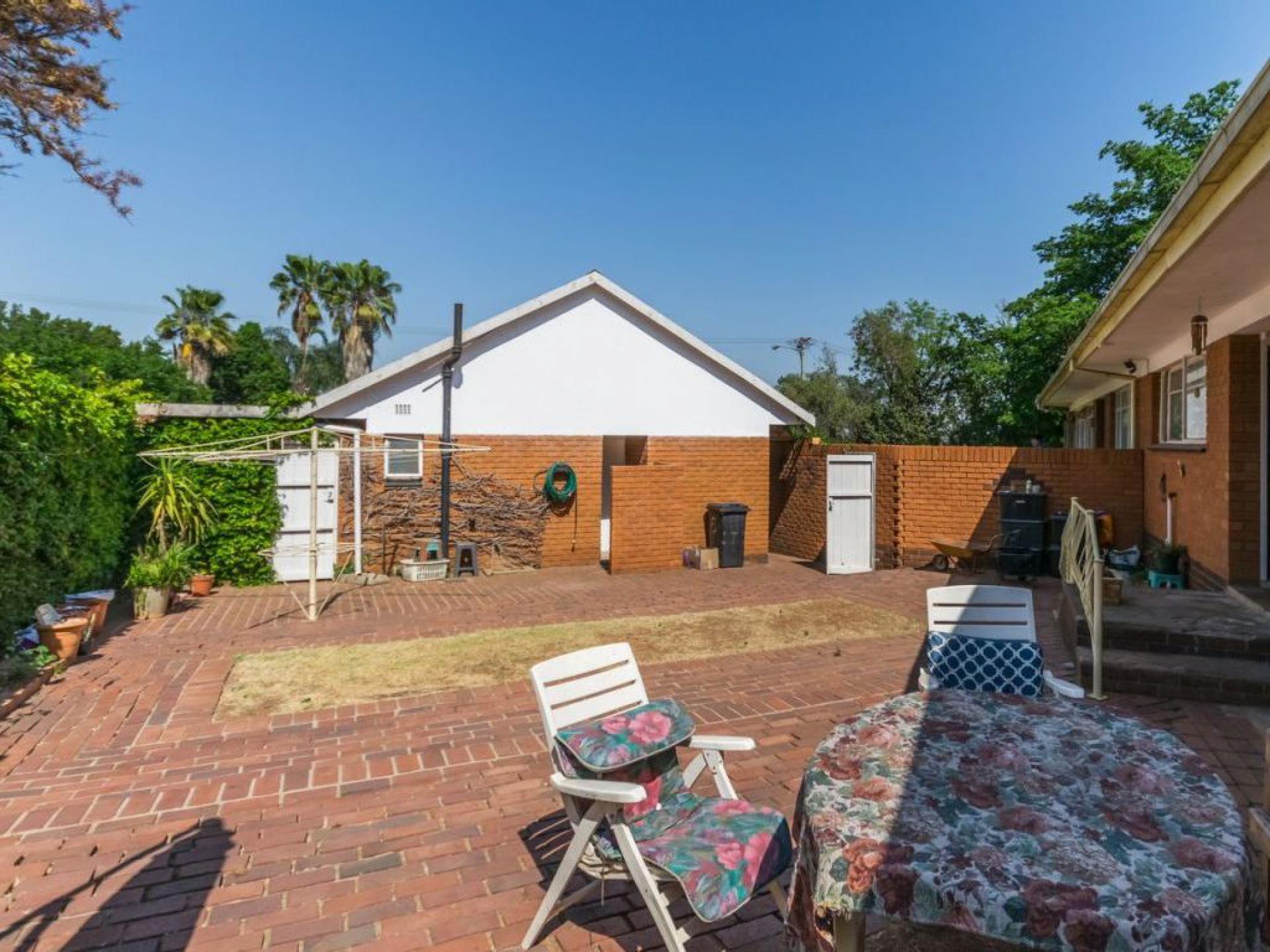  of property in Lyttelton Manor