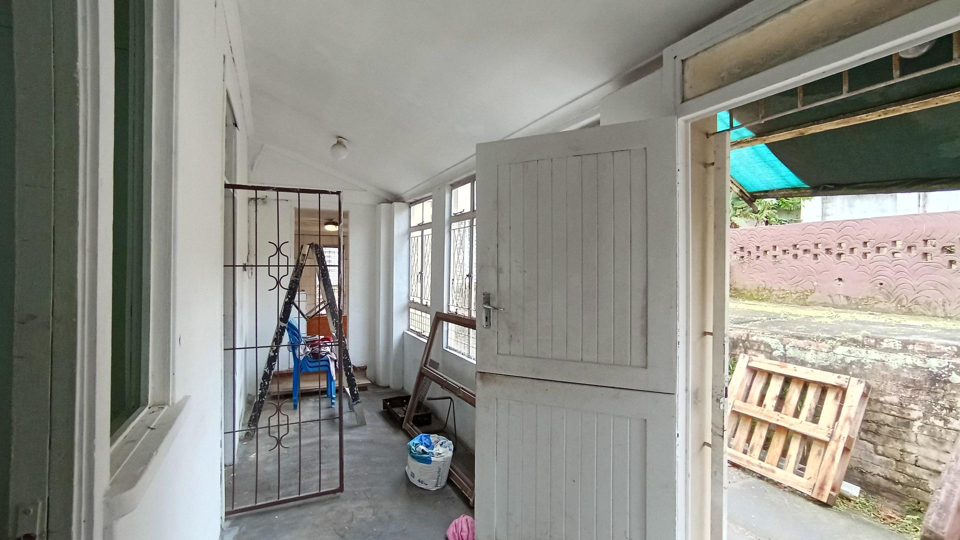 Spaces - 6 square meters of property in Mount Vernon 