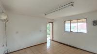 Flatlet - 32 square meters of property in Mount Vernon 