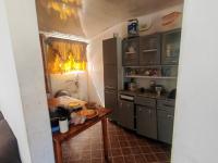  of property in Rosedale