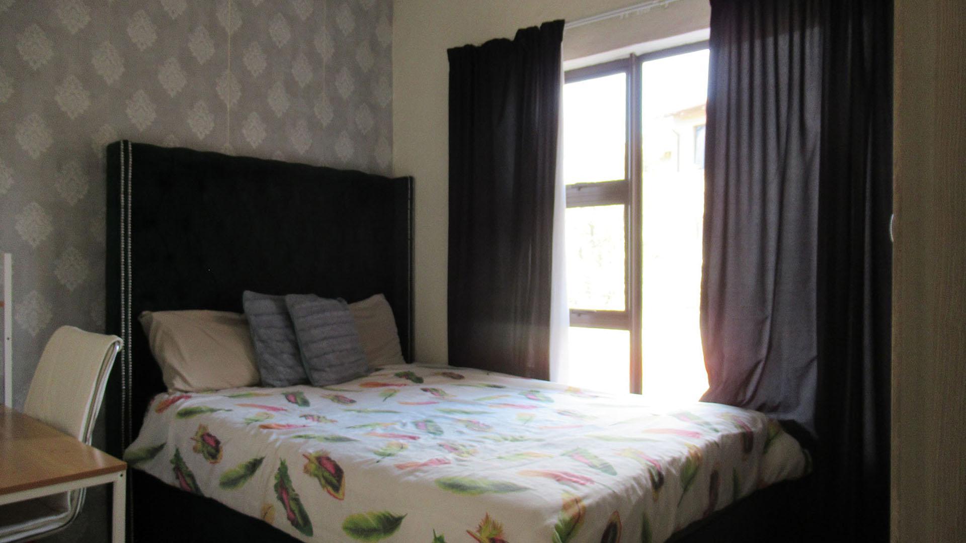 Bed Room 1 - 10 square meters of property in Northwold