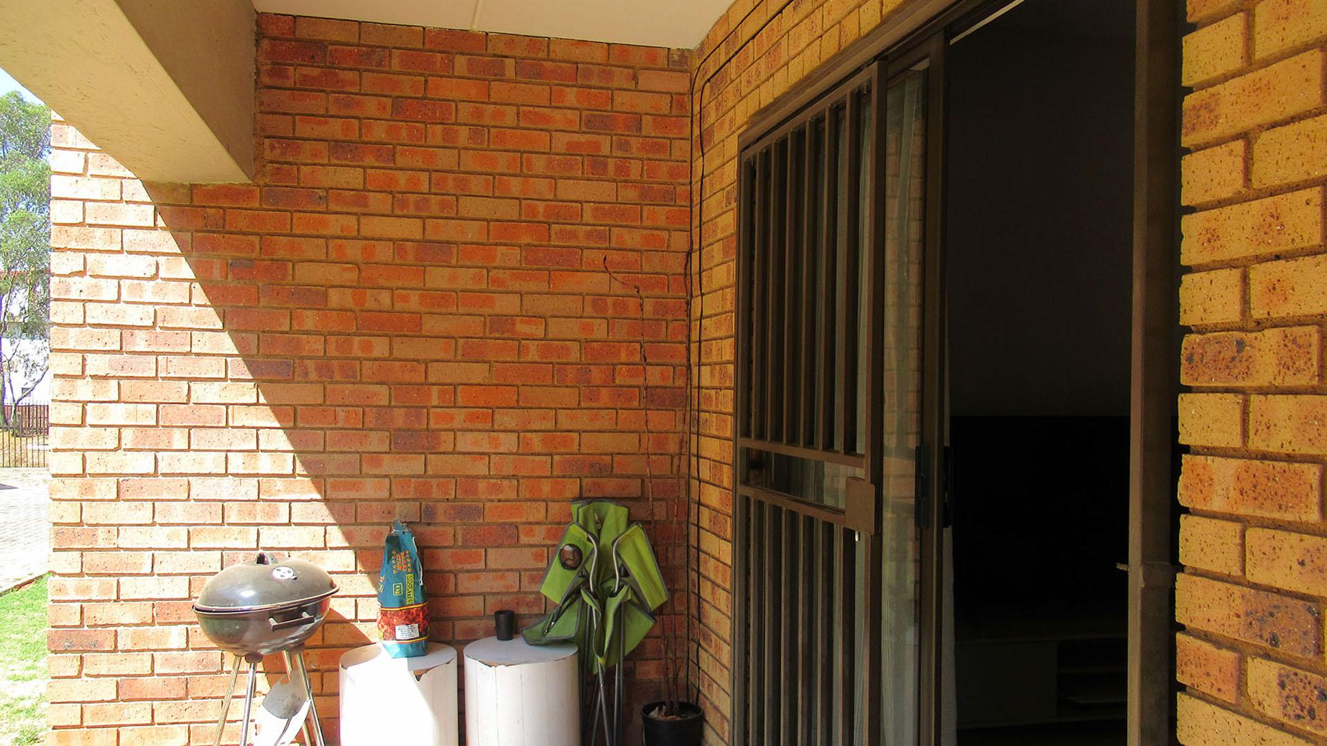 Patio - 10 square meters of property in Northwold