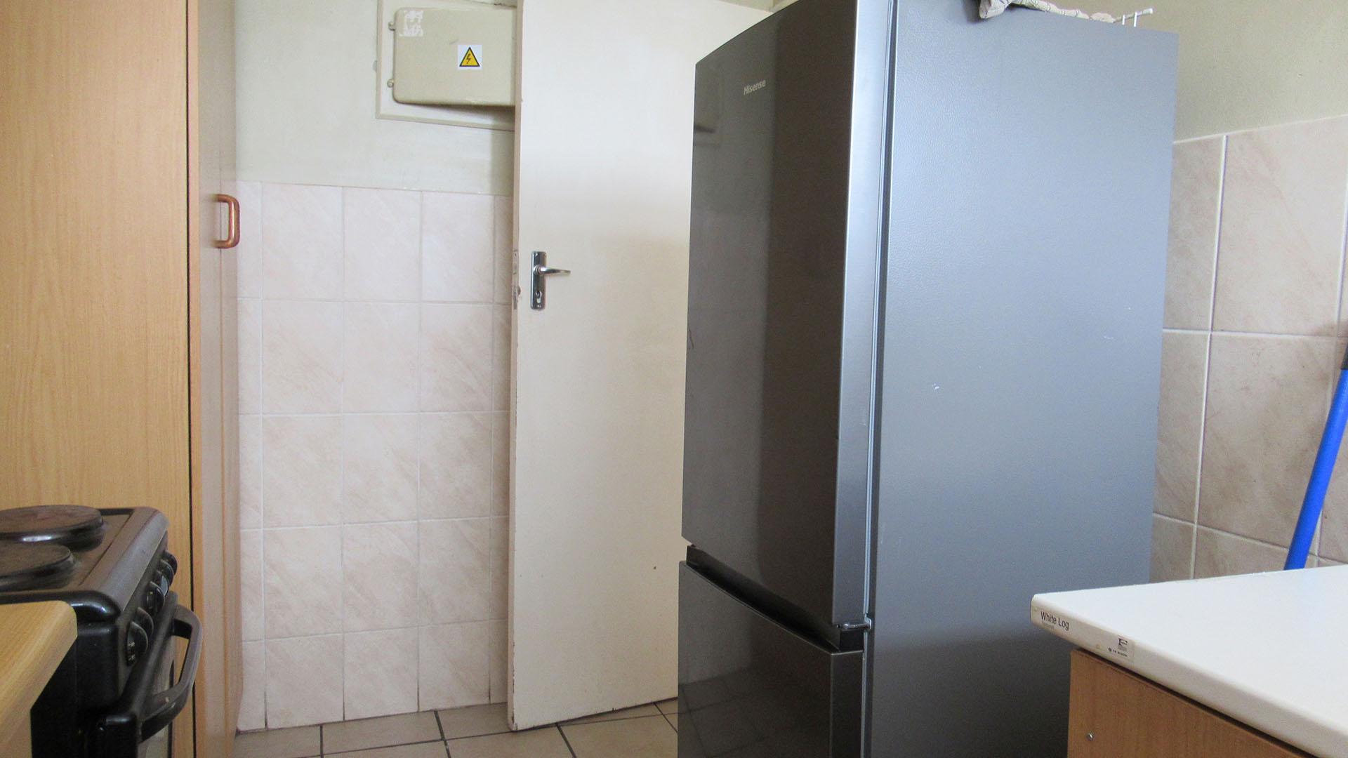 Kitchen - 32 square meters of property in Florida