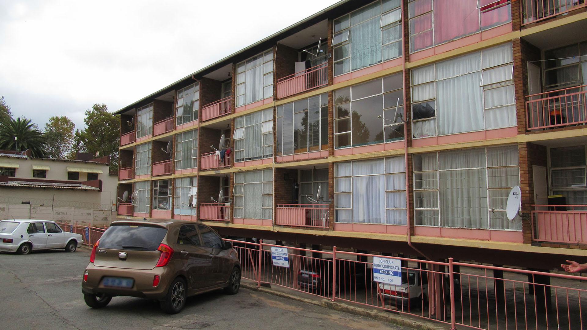 Front View of property in Florida