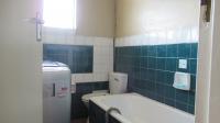Bathroom 1 - 18 square meters of property in Florida