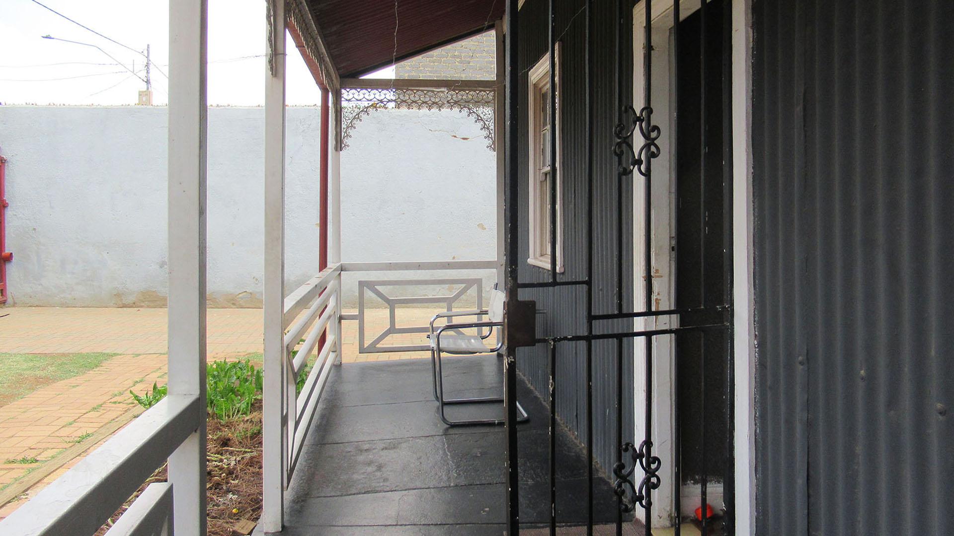 Patio - 13 square meters of property in Turffontein