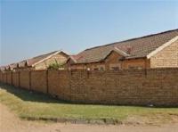 Front View of property in Olievenhoutbos