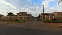 Front View of property in Willow Park Manor