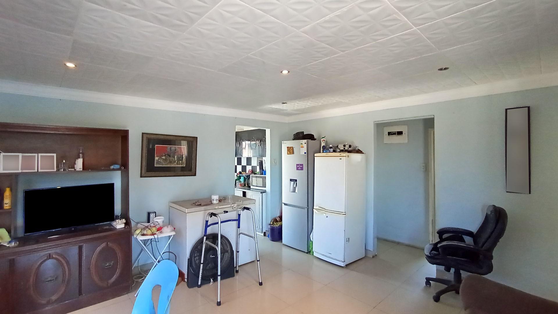 Lounges - 23 square meters of property in Woodlands - PMB