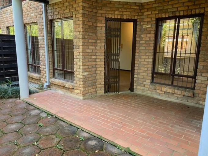3 Bedroom Apartment to Rent in Chase Valley - Property to rent - MR695313