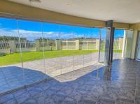  of property in Uvongo
