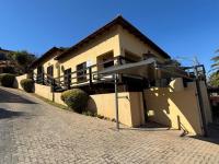 3 Bedroom 2 Bathroom Simplex for Sale for sale in Oakdene