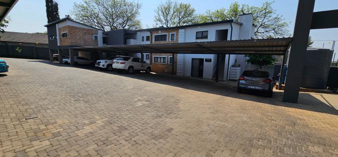 2 Bedroom Apartment for Sale For Sale in Alphen Park - MR695360