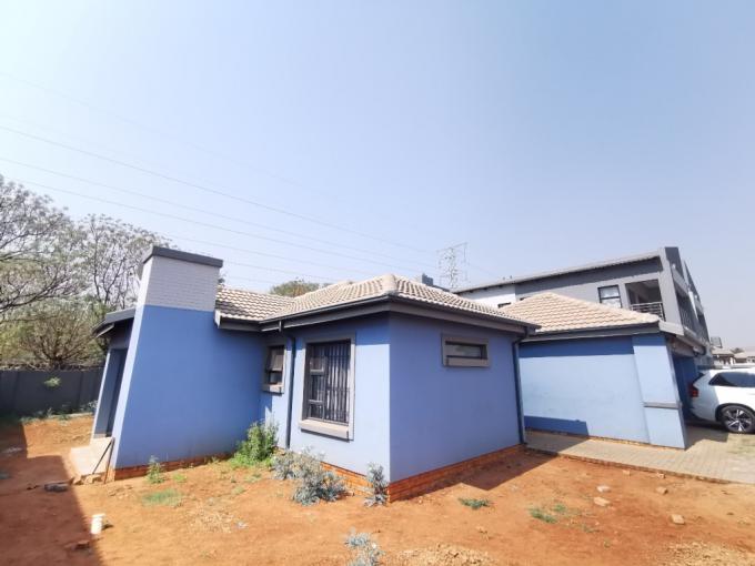 House for Sale For Sale in Hesteapark - MR695405