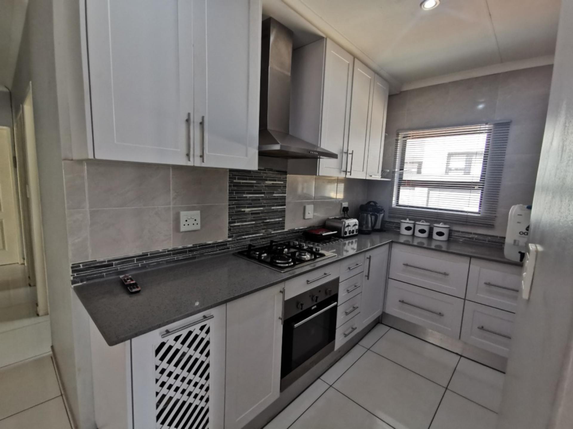  of property in Hesteapark