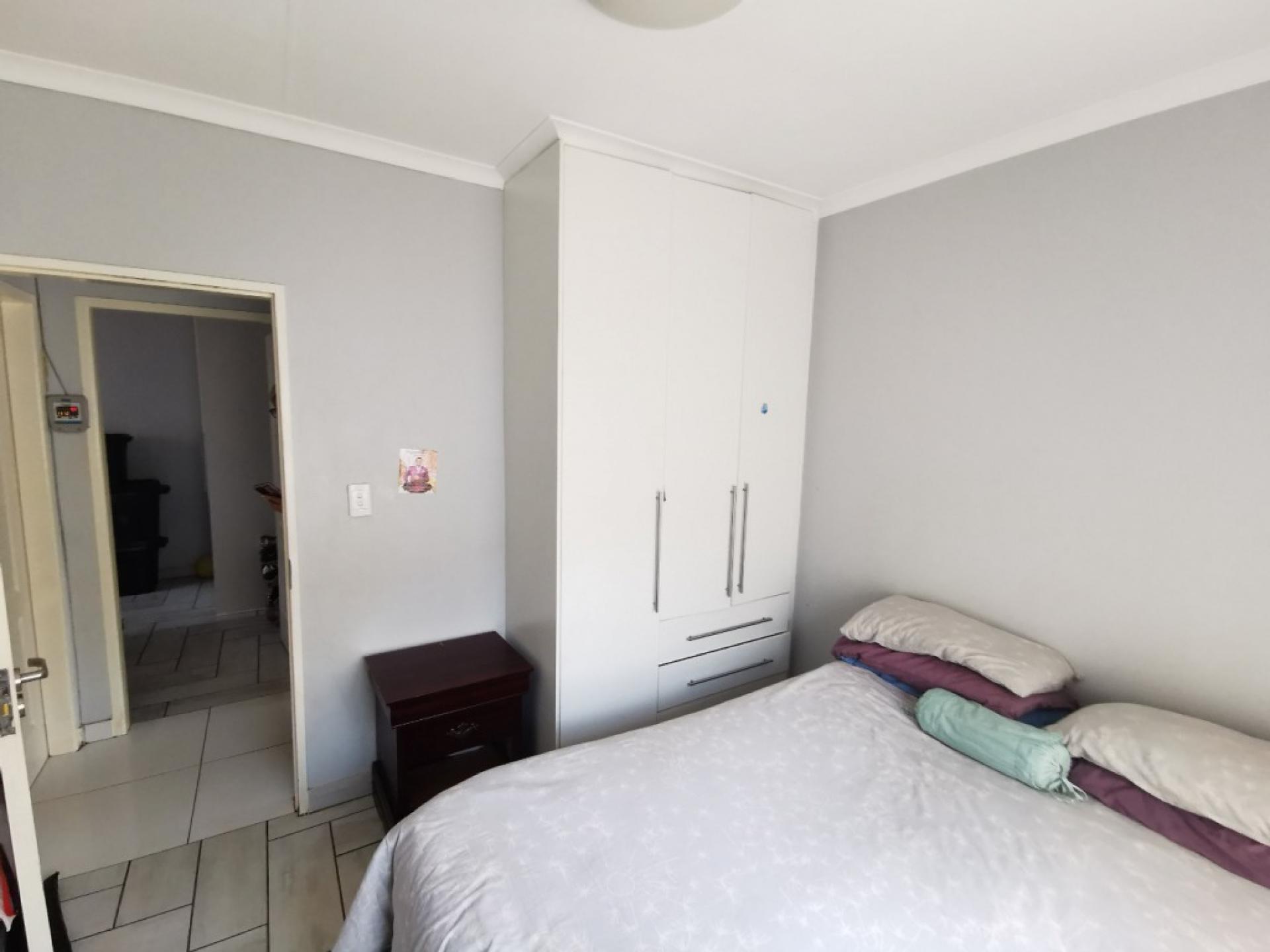  of property in Hesteapark