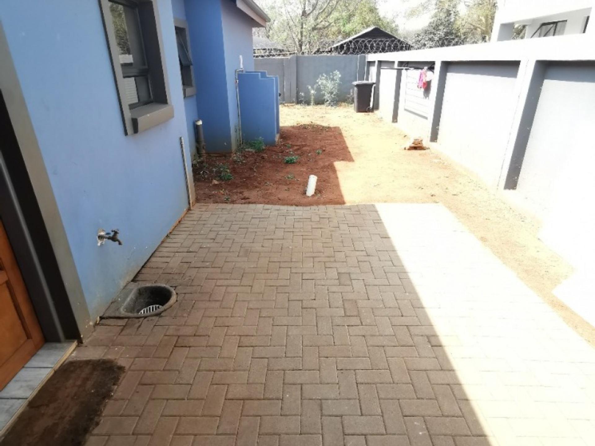  of property in Hesteapark