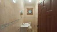 Guest Toilet - 3 square meters of property in Amanzimtoti 