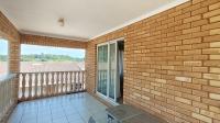 Patio - 18 square meters of property in Amanzimtoti 