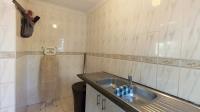 Scullery - 6 square meters of property in Amanzimtoti 