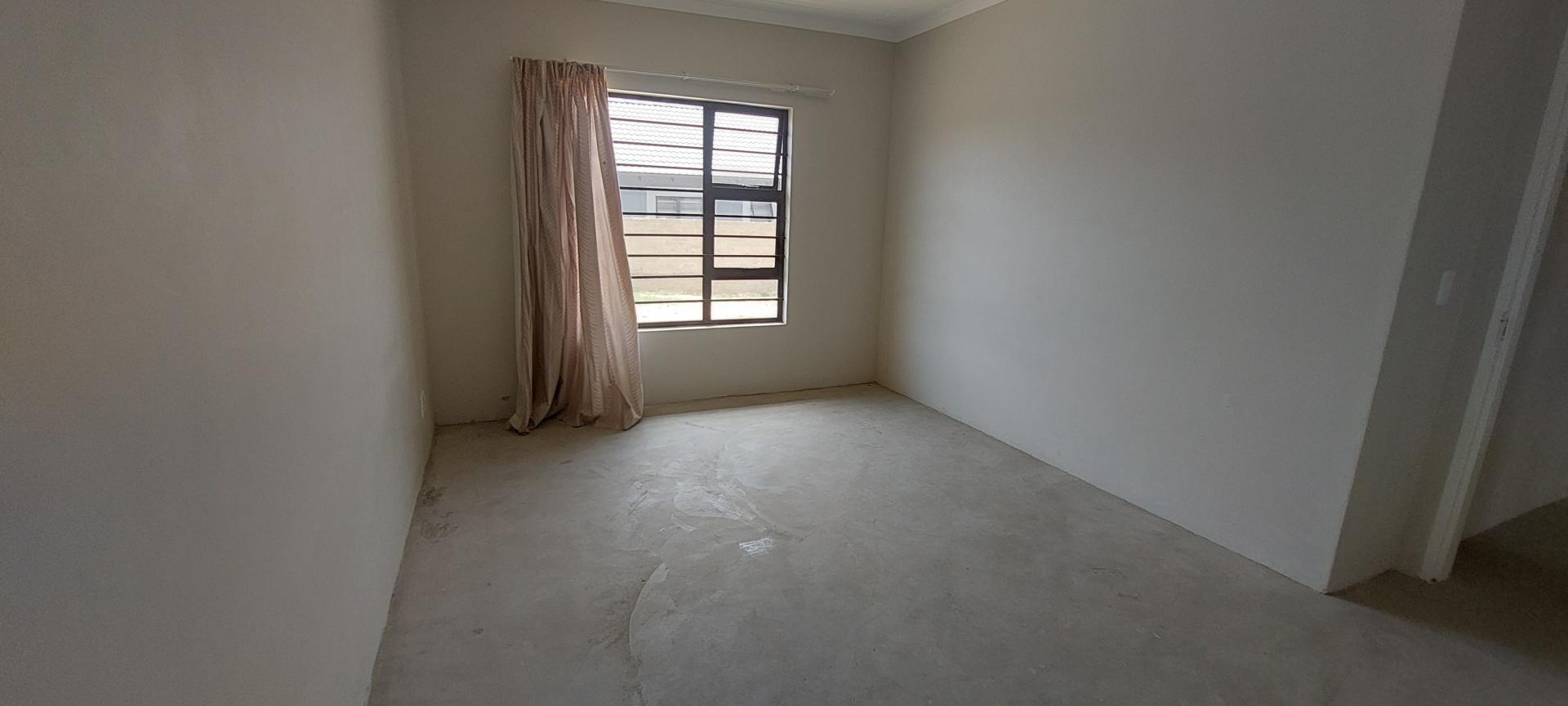 Bed Room 2 of property in Tirong 