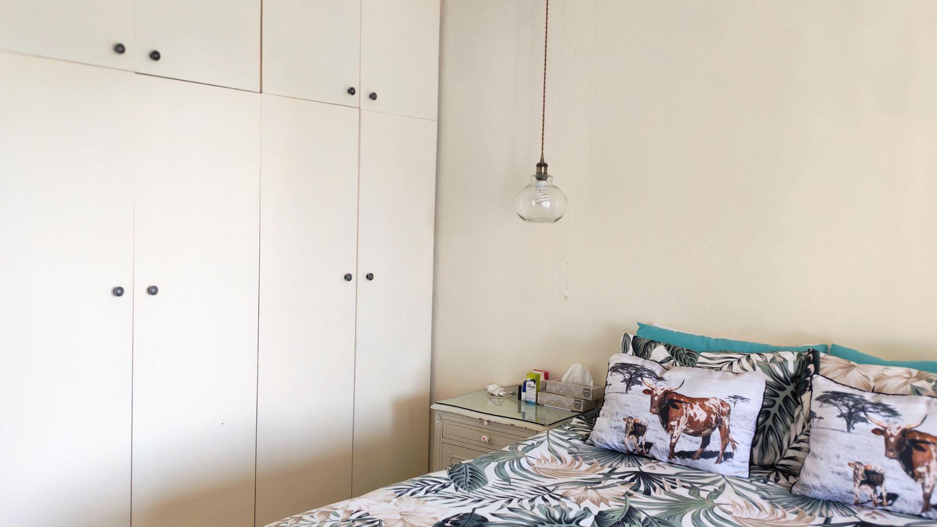 Bed Room 1 of property in Blackridge