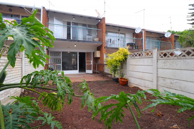 2 Bedroom House for Sale For Sale in Windsor West - MR695460