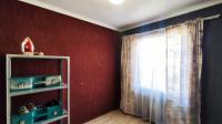 Bed Room 3 - 9 square meters of property in Mayfield
