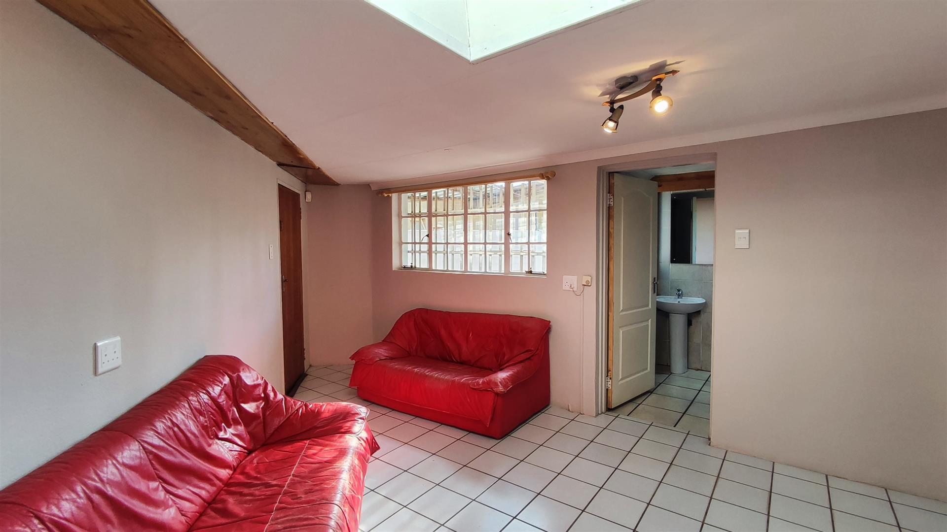 Lounges - 50 square meters of property in Three Rivers