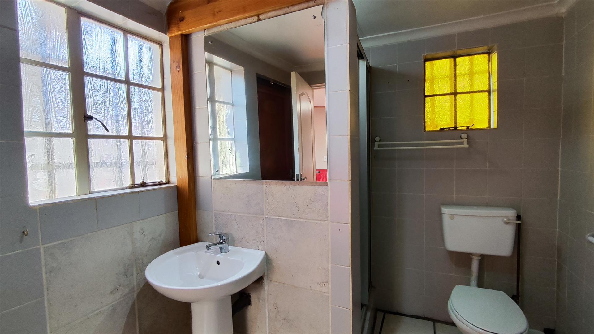 Bathroom 1 - 7 square meters of property in Three Rivers
