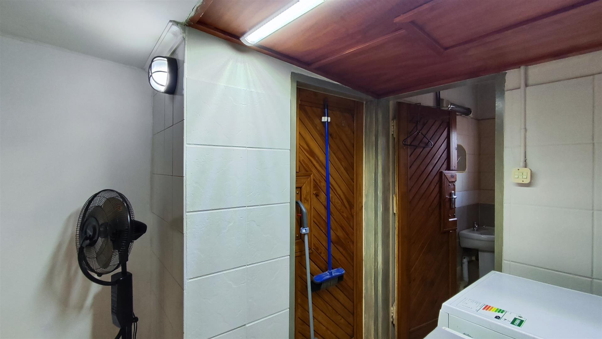 Spaces - 27 square meters of property in Three Rivers