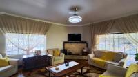 Lounges - 50 square meters of property in Three Rivers