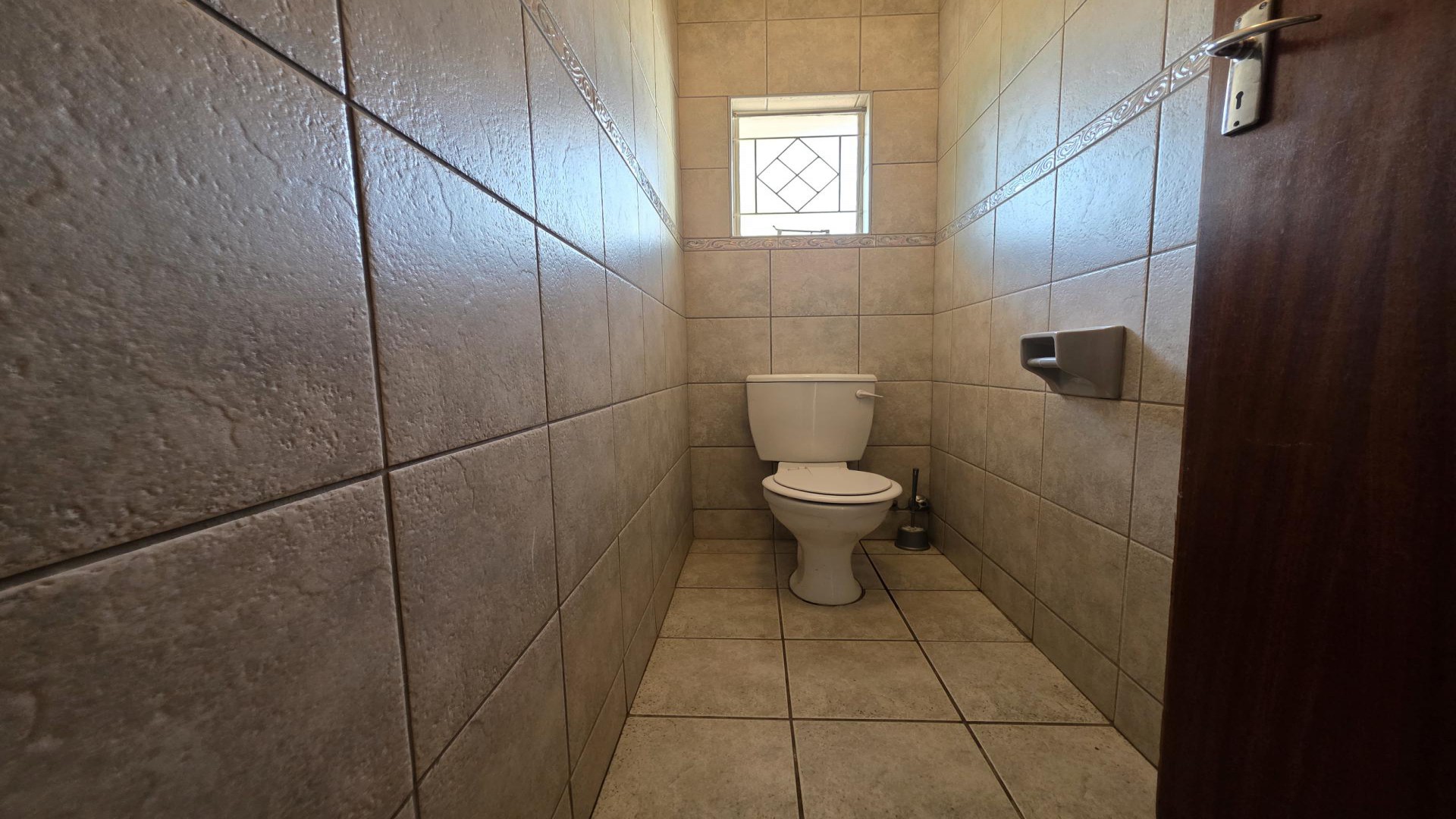 Bathroom 2 of property in Bloemfontein