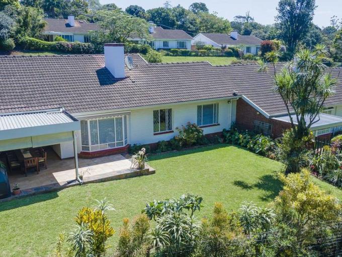 3 Bedroom Simplex for Sale For Sale in Kloof  - MR695492