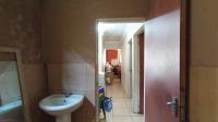 Bathroom 1 - 6 square meters of property in Kaalfontein