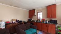 Lounges - 14 square meters of property in Kaalfontein