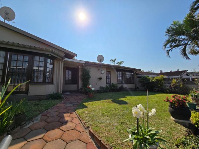 3 Bedroom Simplex for Sale For Sale in Malvern - DBN - MR695529